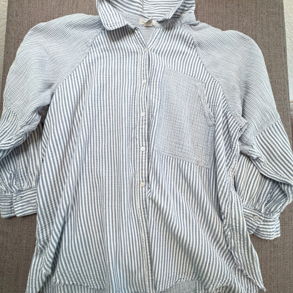 Torrid Women's Blue White Striped Beachy Gauze Button Down Shirt Frayed Hem 4X